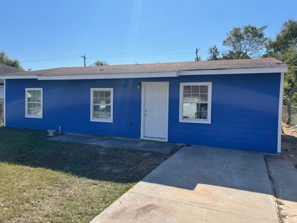 5210 Dieppe Street, Houston TX 77033