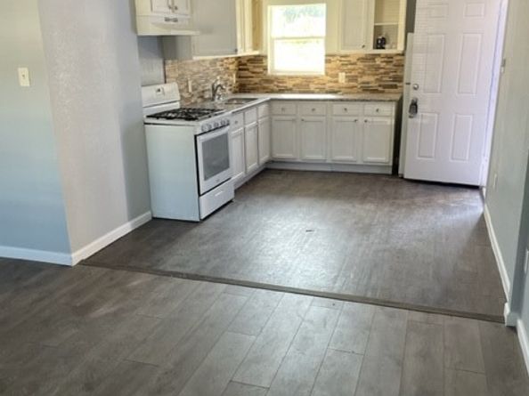 5210 Dieppe Street, Houston TX 77033