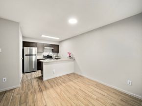 10001 Westpark Drive 75, Houston TX 77042