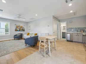 523 W 15th Street, Houston TX 77008