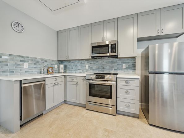 523 W 15th Street, Houston TX 77008
