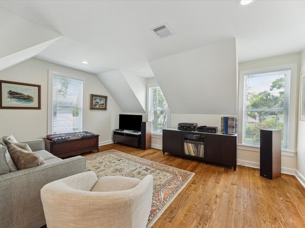 523 W 15th Street, Houston TX 77008