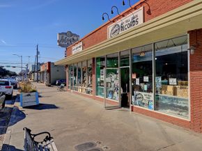 523 W 15th Street, Houston TX 77008
