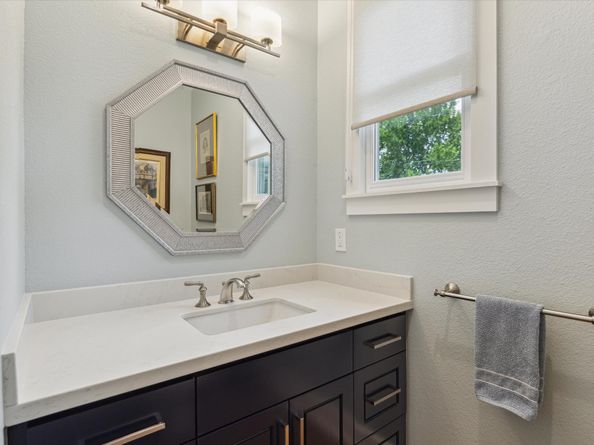 523 W 15th Street, Houston TX 77008