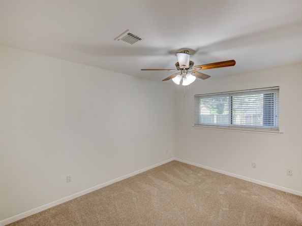 7115 Drowsy Pine Drive, Houston TX 77092