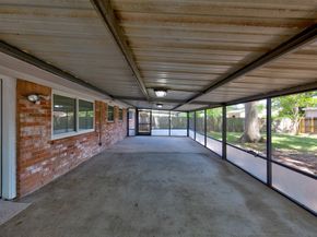 7115 Drowsy Pine Drive, Houston TX 77092