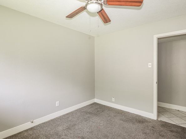 9207 Cobbleshire Drive, Houston TX 77037