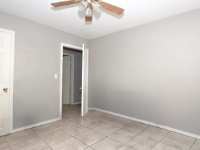 9207 Cobbleshire Drive, Houston TX 77037
