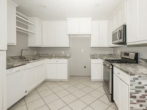 9207 Cobbleshire Drive, Houston TX 77037