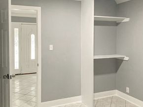 9207 Cobbleshire Drive, Houston TX 77037
