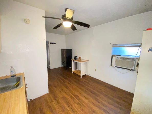7433 Red Robin Lane, Houston TX 77075