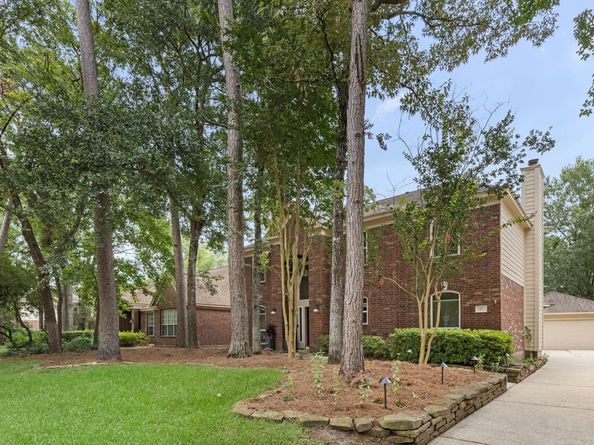 22 Windfern Place, The Woodlands TX 77382