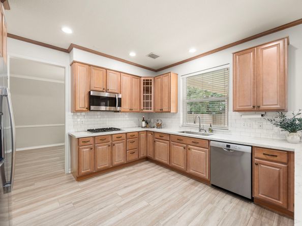 22 Windfern Place, The Woodlands TX 77382