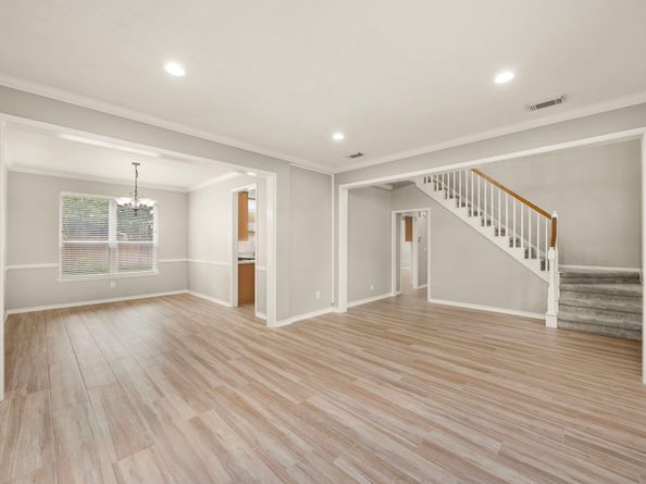 22 Windfern Place, The Woodlands TX 77382