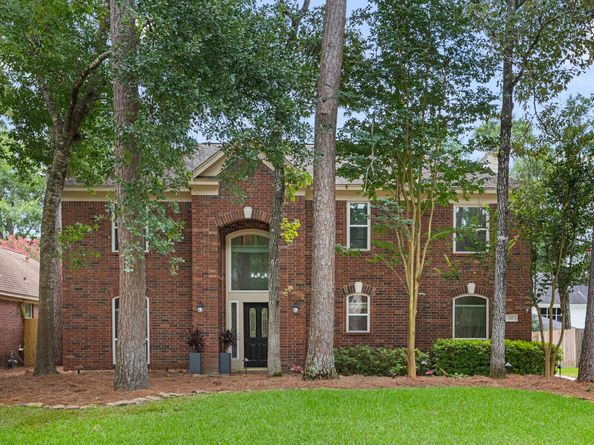 22 Windfern Place, The Woodlands TX 77382
