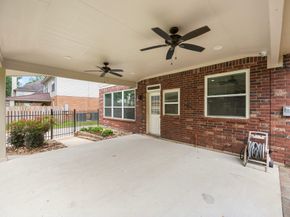 22 Windfern Place, The Woodlands TX 77382