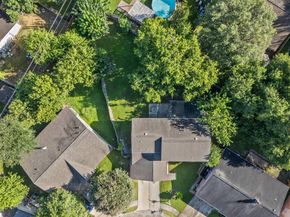 13930 New Village Lane, Sugar Land TX 77498