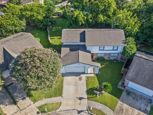 13930 New Village Lane, Sugar Land TX 77498