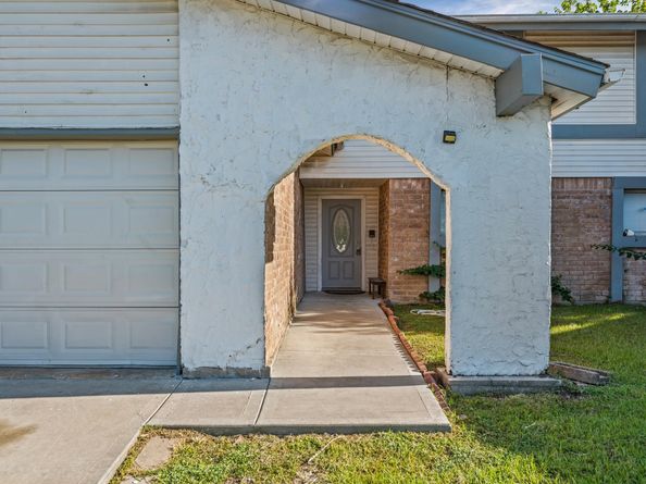 13930 New Village Lane, Sugar Land TX 77498