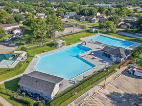 13930 New Village Lane, Sugar Land TX 77498
