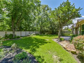 16910 Cottonwood Way, Houston TX 77059