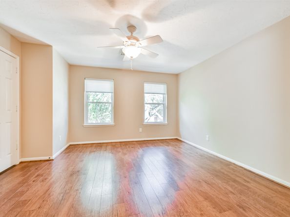 16910 Cottonwood Way, Houston TX 77059