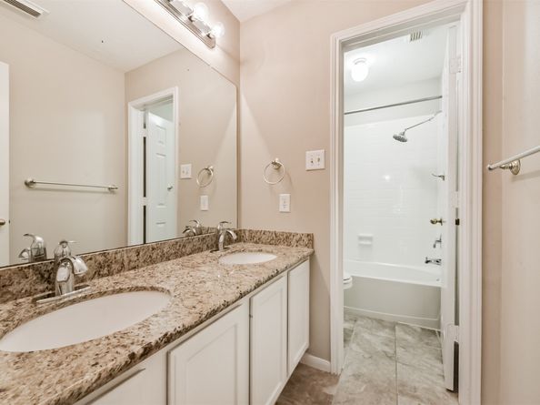 16910 Cottonwood Way, Houston TX 77059