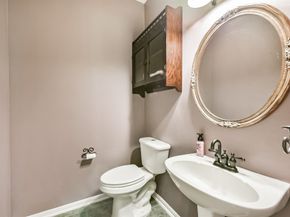 16910 Cottonwood Way, Houston TX 77059