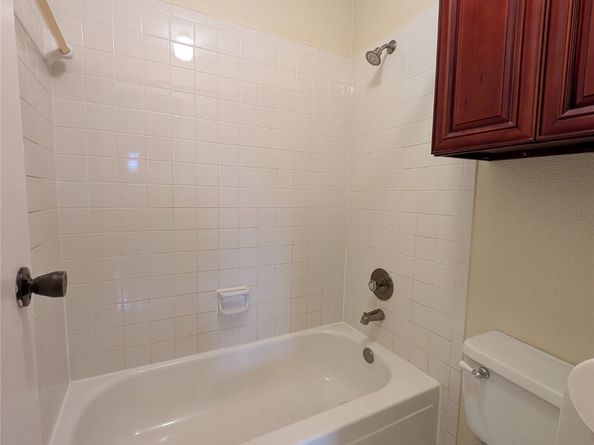 2750 Holly Hall Street 1504, Houston TX 77054