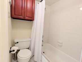2750 Holly Hall Street 1504, Houston TX 77054
