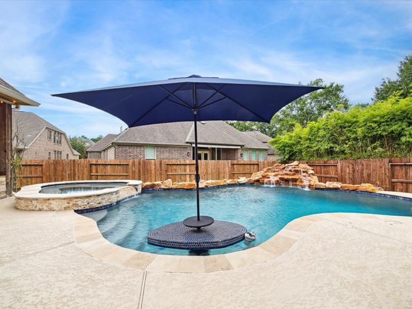 5806 Fairway Shores Lane, Porter TX 77365