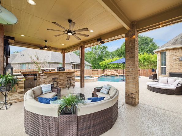 5806 Fairway Shores Lane, Porter TX 77365