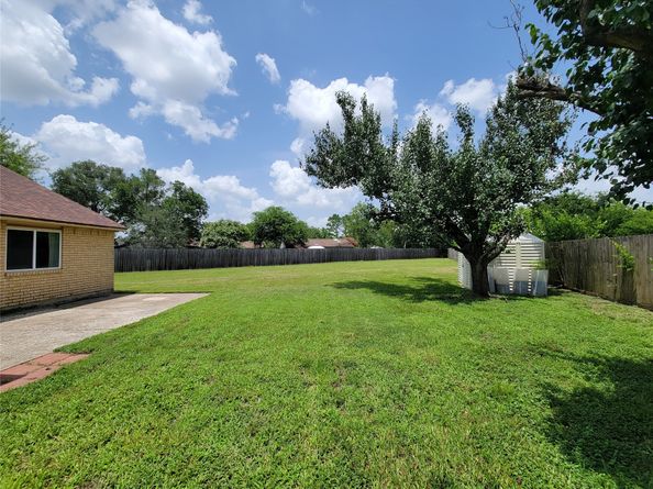 17602 Kakerglen Court, Houston TX 77084