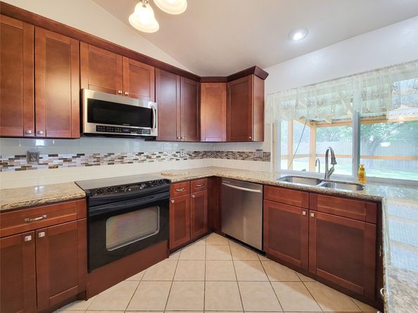 17602 Kakerglen Court, Houston TX 77084