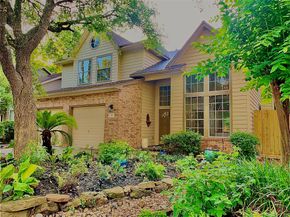 86 E Lakeridge Drive, The Woodlands TX 77381
