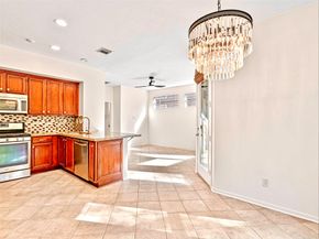 86 E Lakeridge Drive, The Woodlands TX 77381