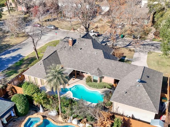 423 Pine Edge Drive, Spring TX 77380