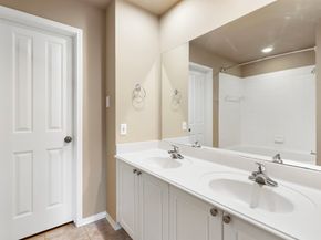 52 Stone Creek Place 52, The Woodlands TX 77382
