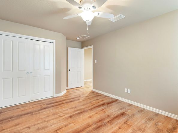 52 Stone Creek Place 52, The Woodlands TX 77382