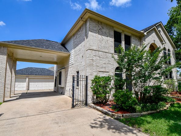 17411 Lonesome Dove Trail, Houston TX 77095