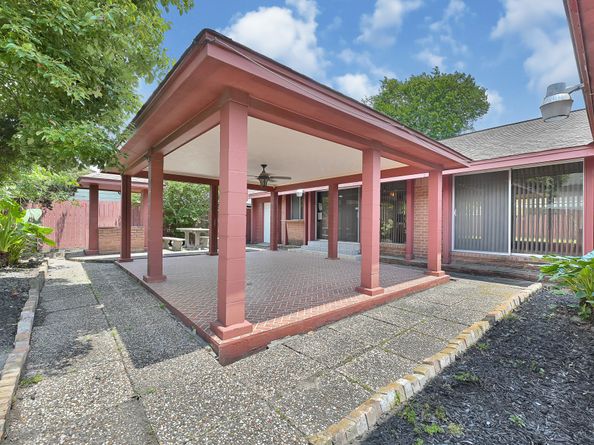 7007 Avenue F, Houston TX 77011