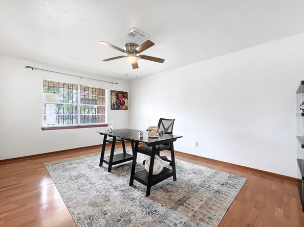 7007 Avenue F, Houston TX 77011