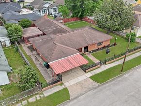 7007 Avenue F, Houston TX 77011