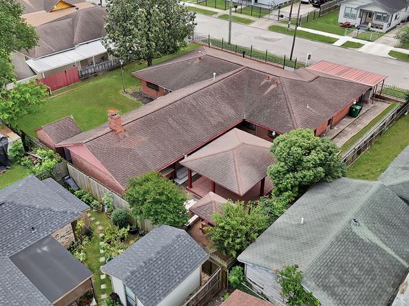 7007 Avenue F, Houston TX 77011