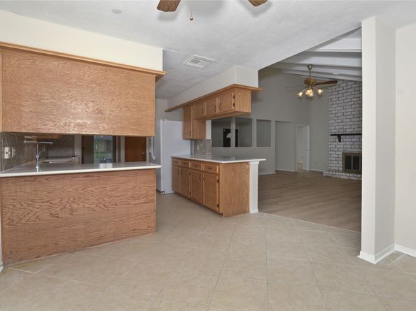 2834 Cotton Stock Dr, Sugar Land TX 77479
