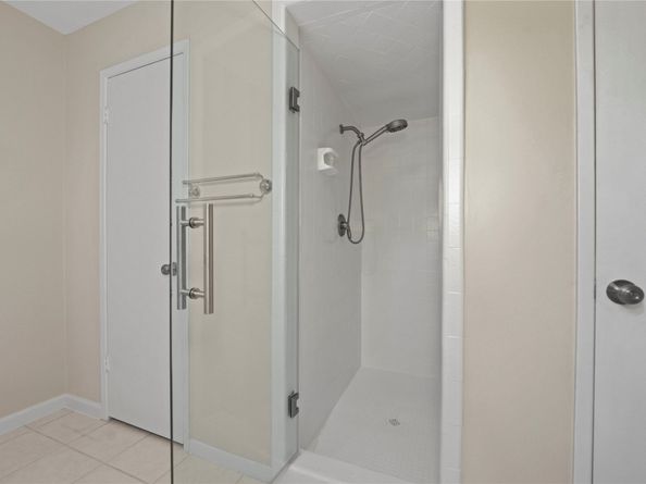 2834 Cotton Stock Dr, Sugar Land TX 77479