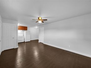 6518 Weston Street 10, Houston TX 77021