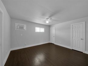 6518 Weston Street 10, Houston TX 77021
