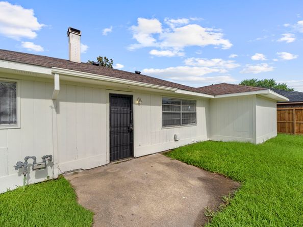8702 Bird Forest Drive, Houston TX 77088