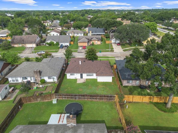 8702 Bird Forest Drive, Houston TX 77088